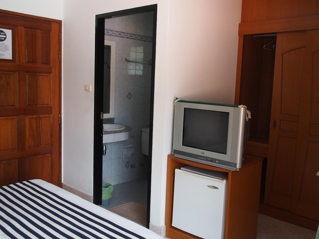 Waree'S Guesthouse Kata pláž Exteriér fotografie