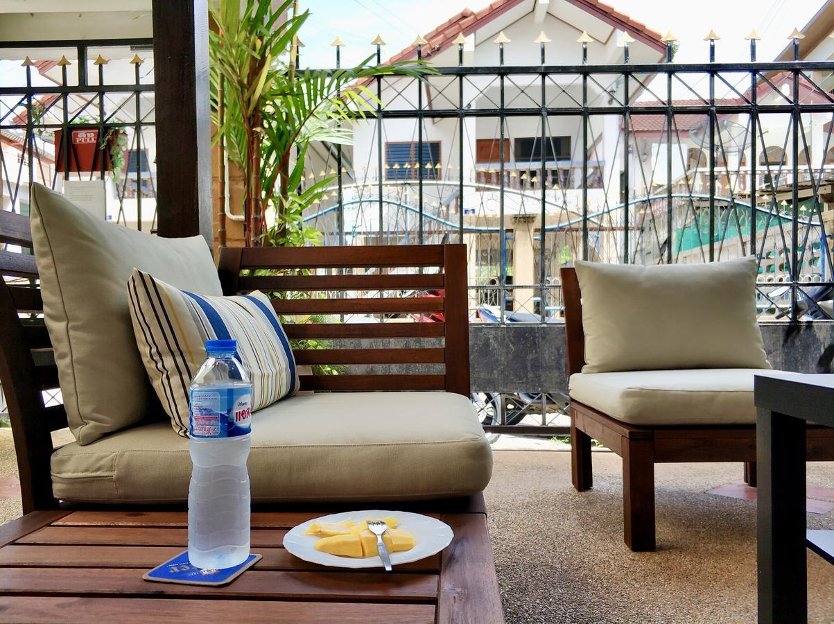 Waree'S Guesthouse Kata pláž Exteriér fotografie