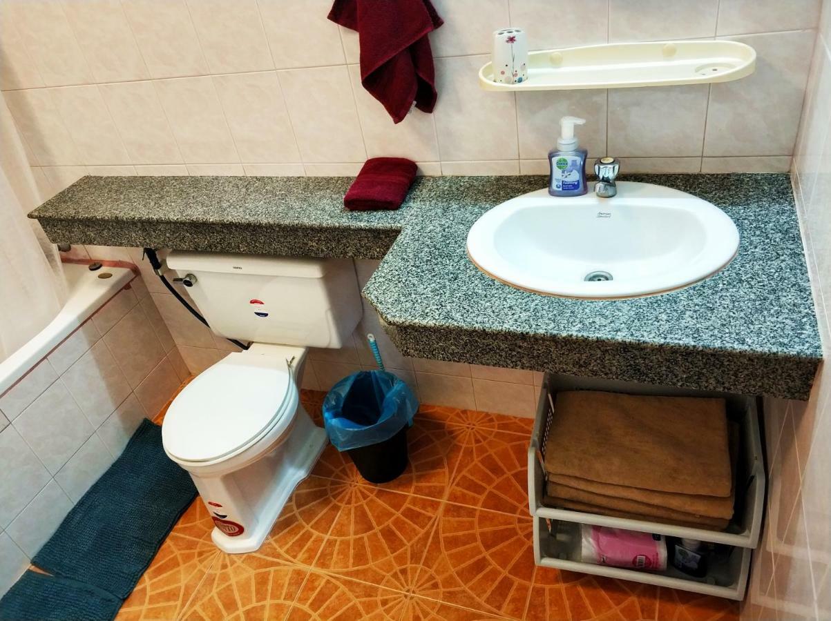 Waree'S Guesthouse Kata pláž Exteriér fotografie